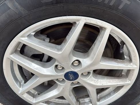 Used 2022 Ford Edge SEL image 14