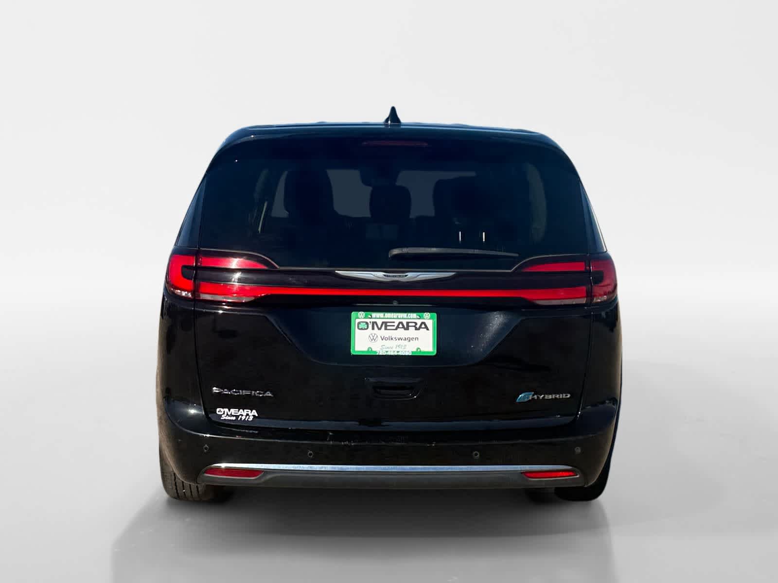 Used 2024 Chrysler Pacifica Limited FWD image 4