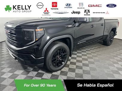 Certified 2025 GMC Sierra 1500 Pro w/ Graphite Edition