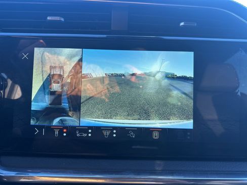 Used 2024 GMC Sierra 2500 Denali w/ Technology Package image 25