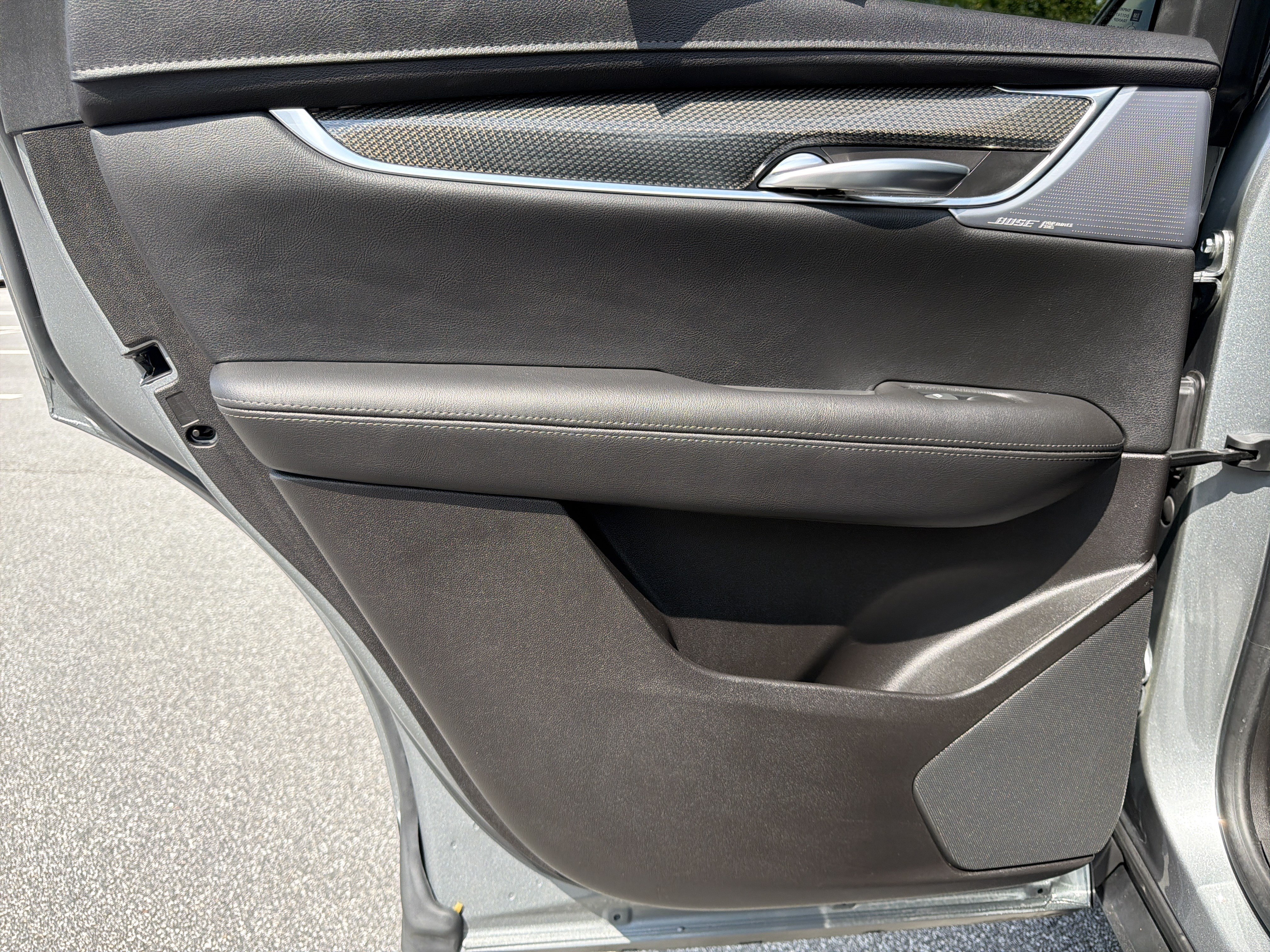 Used 2023 Cadillac XT5 Sportv w/ LPO, Floor Liner Package AWD/4WD image 27