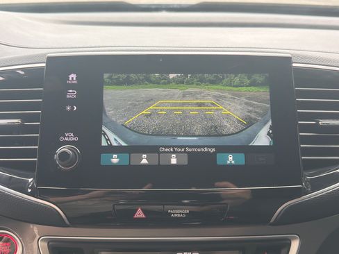 Used 2023 Honda Passport EX-L image 12