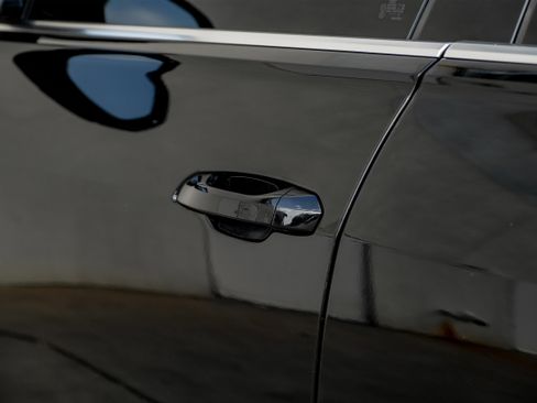 Used 2021 Audi Q8 Premium w/ Convenience Package image 38