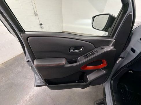 Used 2023 Nissan Frontier Pro-X w/ Pro Convenience Package RWD image 21