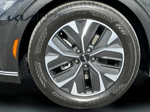 Certified 2024 Kia EV6 Light RWD image 27