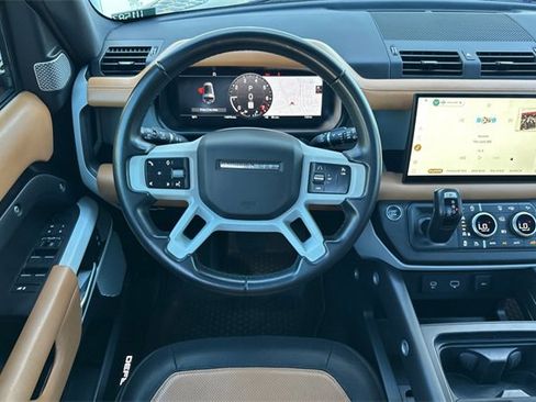 Certified 2023 Land Rover Defender 130 X-Dynamic SE image 13