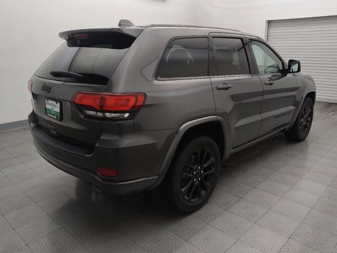 Used 2020 Jeep Grand Cherokee Altitude image 9