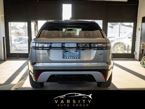 Used 2022 Land Rover Range Rover Velar R-Dynamic S image 5
