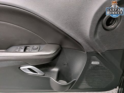 Used 2018 Dodge Challenger R/T Plus image 10