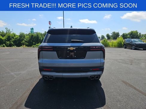 Used 2026 Chevrolet Traverse LT w/ Driver Confidence Package AWD/4WD image 5