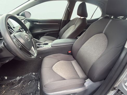 Used 2023 Toyota Camry LE w/ Convenience Package FWD image 13
