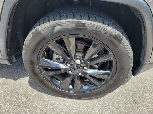 Used 2012 Jeep Grand Cherokee Altitude image 8