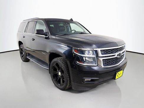 Used 2016 Chevrolet Tahoe LT w/ Luxury Package AWD/4WD image 4
