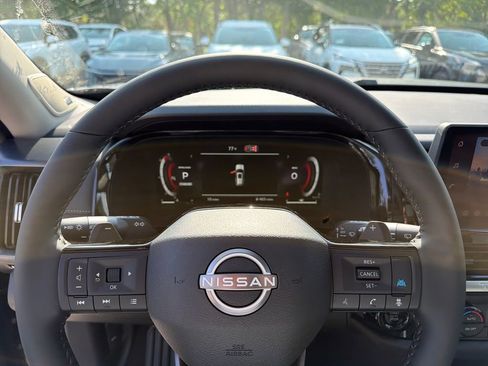 New 2026 Nissan Pathfinder SL w/ SL Premium Package FWD image 20