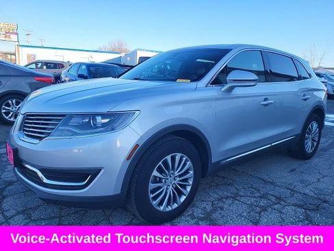 Used 2018 Lincoln MKX Select w/ Select Plus Package AWD/4WD image 33