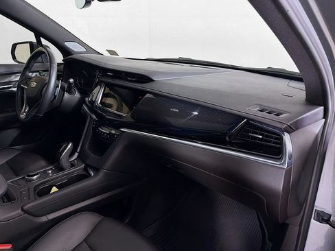 Certified 2025 Cadillac XT6 Sport w/ LPO, Floor Liner Package AWD/4WD image 28