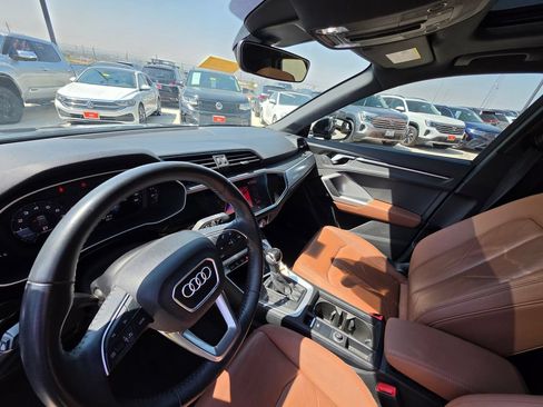 Used 2019 Audi Q3 2.0T Premium w/ Convenience Package AWD/4WD image 12