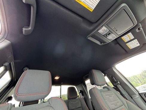 Used 2023 Nissan Frontier PRO-4X w/ Technology Package AWD/4WD image 27