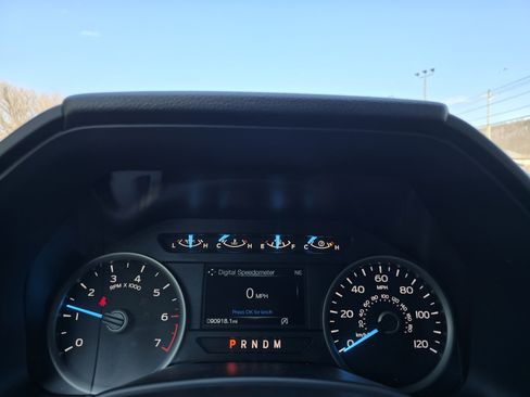 Used 2019 Ford F150 XLT w/ Equipment Group 302A Luxury image 22