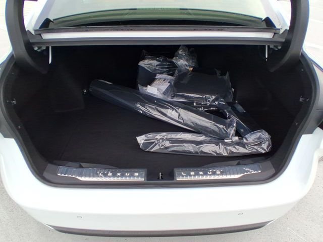 New 2026 Lexus ES 350e w/ Convenience Package FWD image 24