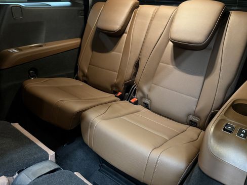 New 2026 Mercedes-Benz GLS 450 4MATIC image 14