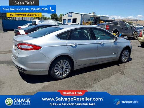 Used 2016 Ford Fusion SE FWD image 4