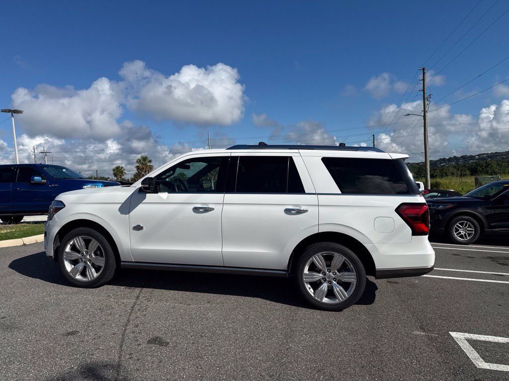 Used 2022 Ford Expedition King Ranch RWD image 4