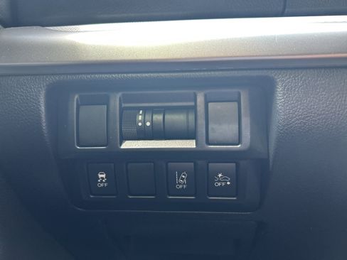 Used 2019 Subaru Outback 2.5i Premium AWD/4WD image 11