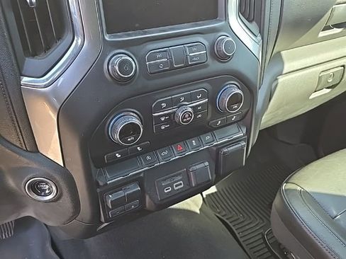 Used 2020 Chevrolet Silverado 1500 LT w/ All-Star Edition image 4