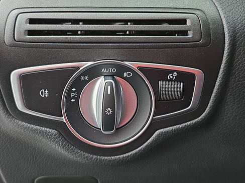 Certified 2021 Mercedes-Benz GLC 300 4MATIC image 25