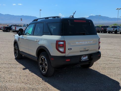 Used 2025 Ford Bronco Sport Outer Banks w/ Outer Banks Tech Package+ AWD/4WD image 5