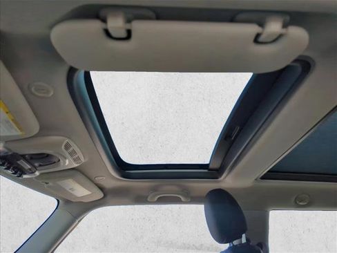 Used 2019 MINI Cooper 2-Door Hardtop w/ Storage Package image 12