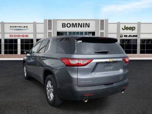 Used 2018 Chevrolet Traverse LS image 4