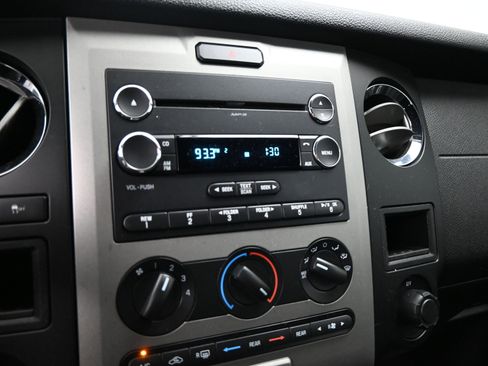 Used 2017 Ford Expedition XL image 12