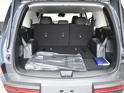 New 2026 Hyundai Santa Fe SE image 11