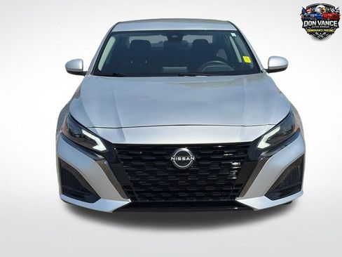 Used 2023 Nissan Altima 2.5 SV FWD image 8