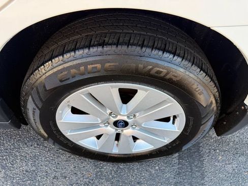 Used 2018 Subaru Outback 2.5i Premium AWD/4WD image 13