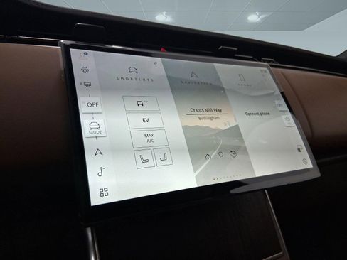 New 2026 Land Rover Range Rover SE image 22