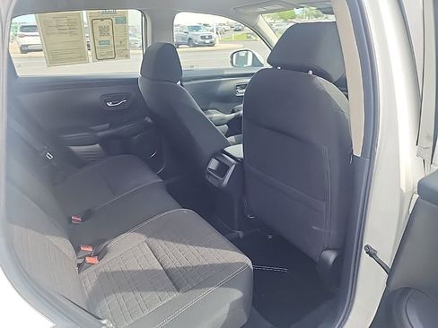 Used 2023 Honda HR-V LX image 29