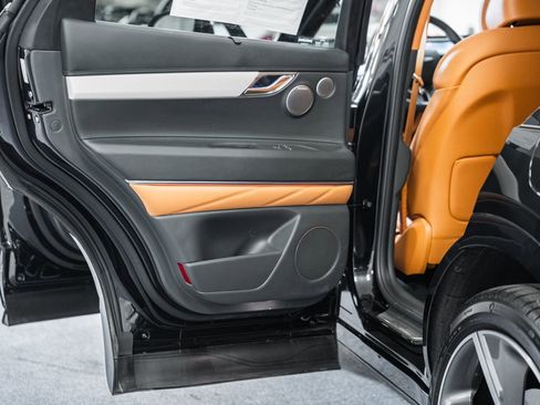 Used 2025 Genesis GV80 2.5T Prestige image 46