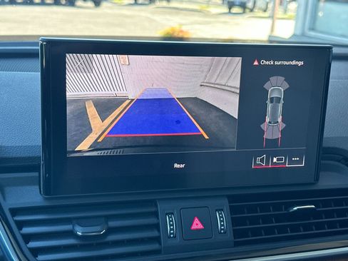 Used 2021 Audi Q5 2.0T Premium w/ Convenience Package image 18