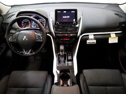 New 2025 Mitsubishi Eclipse Cross SE image 21