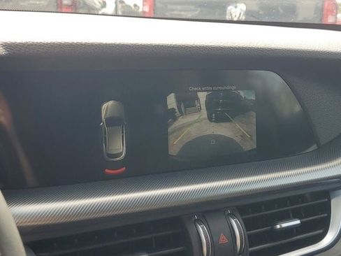 Used 2018 Alfa Romeo Stelvio Ti Sport image 27