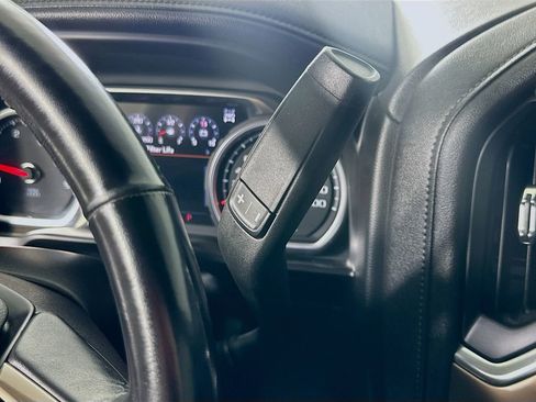 Used 2020 Chevrolet Silverado 3500 High Country w/ Technology Package image 33