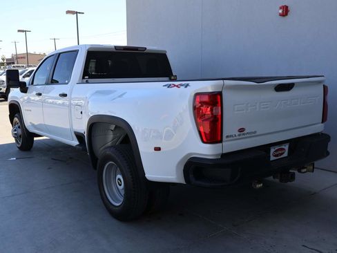 Used 2023 Chevrolet Silverado 3500 W/T w/ WT Convenience Package image 3