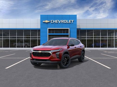 New 2026 Chevrolet Trax LT w/ Driver Confidence Package image 8