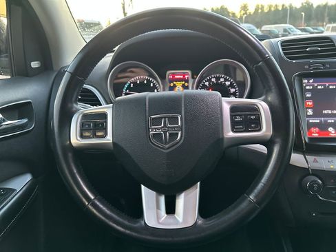 Used 2011 Dodge Journey R/T image 19