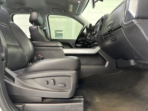 Used 2015 Chevrolet Silverado 1500 LTZ Z71 w/ LTZ Plus Package AWD/4WD image 4
