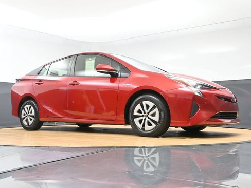 Used 2018 Toyota Prius Two w/ Prius Two Safety Plus Package FWD image 43