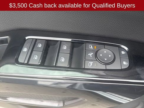 New 2026 Nissan Pathfinder Platinum image 11